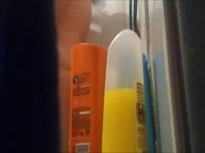 A fofa latina com seios redondos é profissional em fazer vídeo de pornô caseiro brasileiro boquetes bem feitos