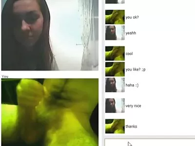 Morena MILF gosta de dar uma punheta em um cara e consegue video caseiro brasileiro sexo uma gozada