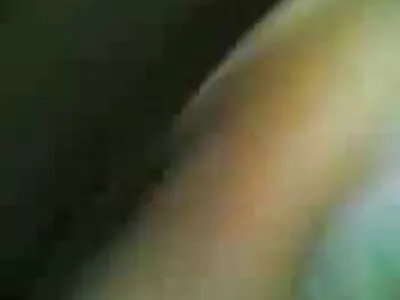 Homem video porno nacional amador atlético faz amor com ternura com amante exótica no chão