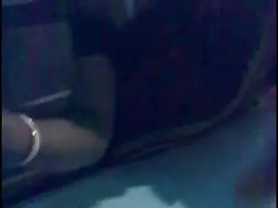 Professor quer foder a porno amador de brasileiras fofa universitária na mesa depois do boquete