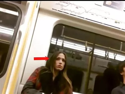 A morena ficou o dia todo esperando vídeo pornô caseiro de novinhas ele voltar para casa