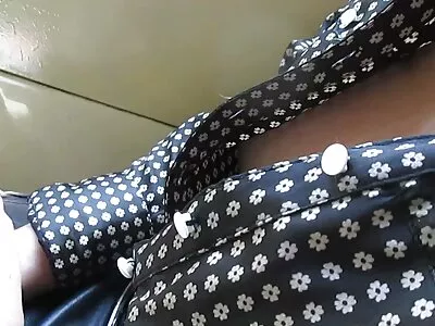 Garota fazendo coito oral com homem tentando fazer videos pornos brasileiro amador ele gozar com a boca