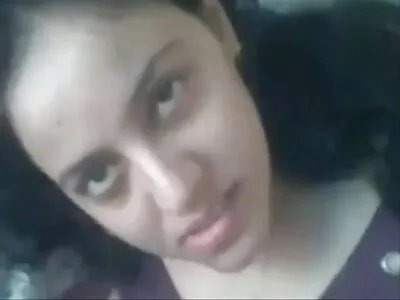 A avó loira tatuada chupa e monta um jovem xvídeos pornô amador brasileiro galo