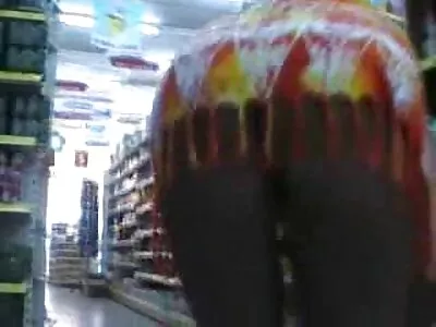 Garota videos caseiro brasileiro lésbica liga para amigas para apimentar um pouco a vida sexual