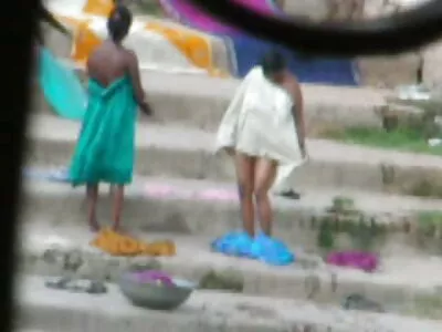 Três morenas gatas em ação de brinquedo sexual lésbico xvídeos pornô caseiro brasileiro