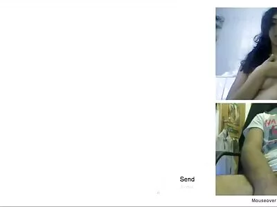 Os zeladores estão a quilômetros e quilômetros de casa, então caiu na net porno brasileiro o homem pode pregar degraus