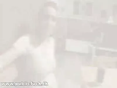 Vídeo pornô inter-racial de massagista negra fodendo docinho video amador brasileira morena