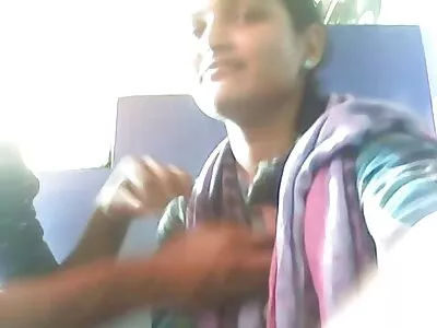 O videos pornos caseiro brasileiro casal amador está filmando uma de suas sessões de sexo lascivo