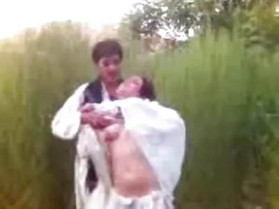 O jovem video de sexo amador nacional sempre quis fazer o brasileiro chupar ele